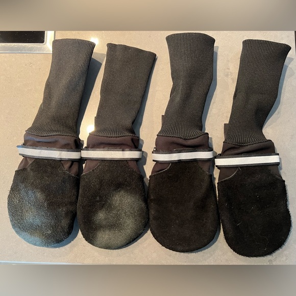 Muttluks XL Black Dog Boots - Picture 3 of 8